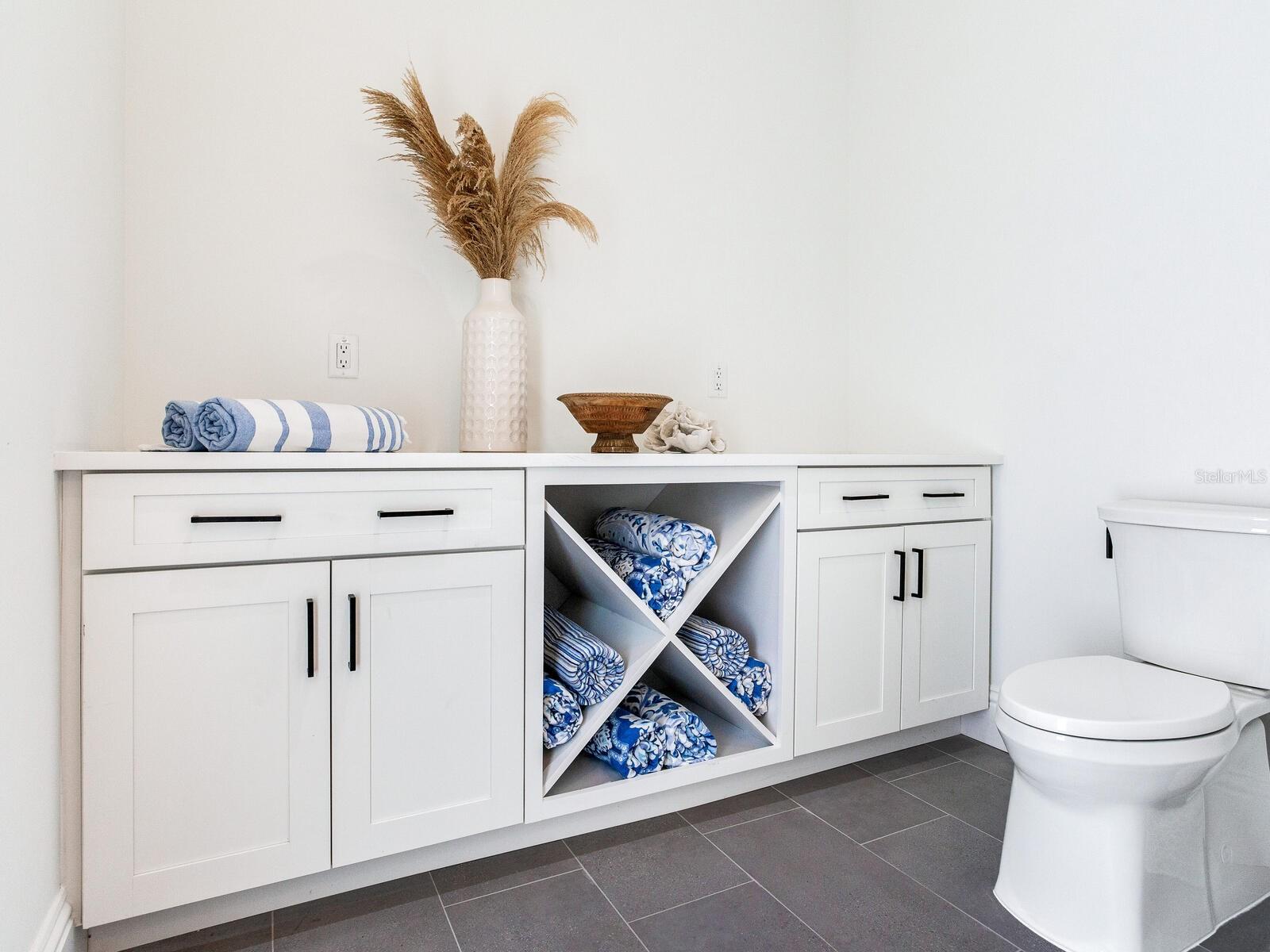 CLAIR MEL SUB UNIT - Residential