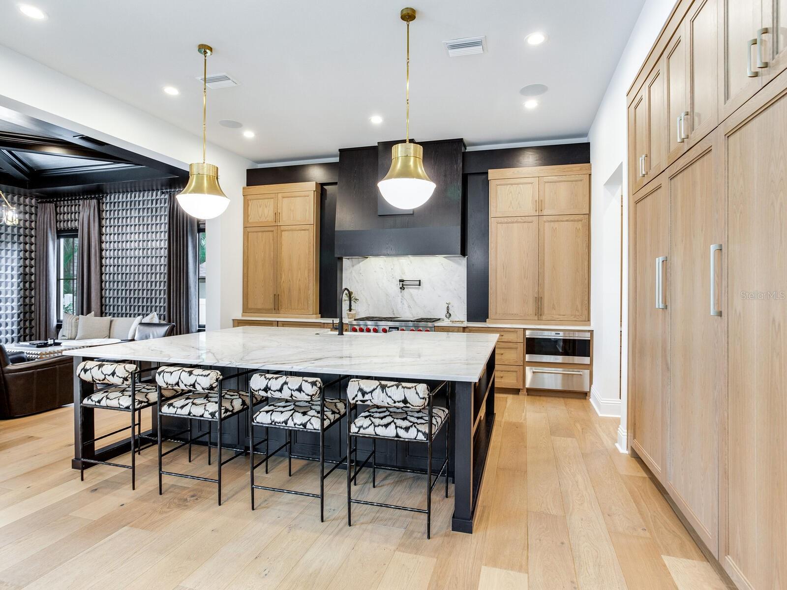 CLAIR MEL SUB UNIT - Residential