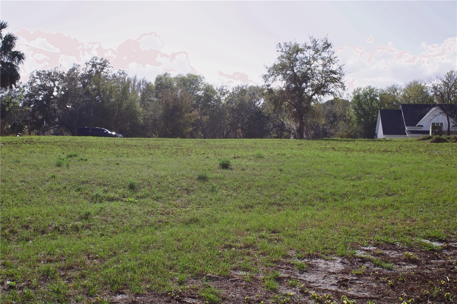 BEAUCLAIR RANCH CLUB SUB - Land