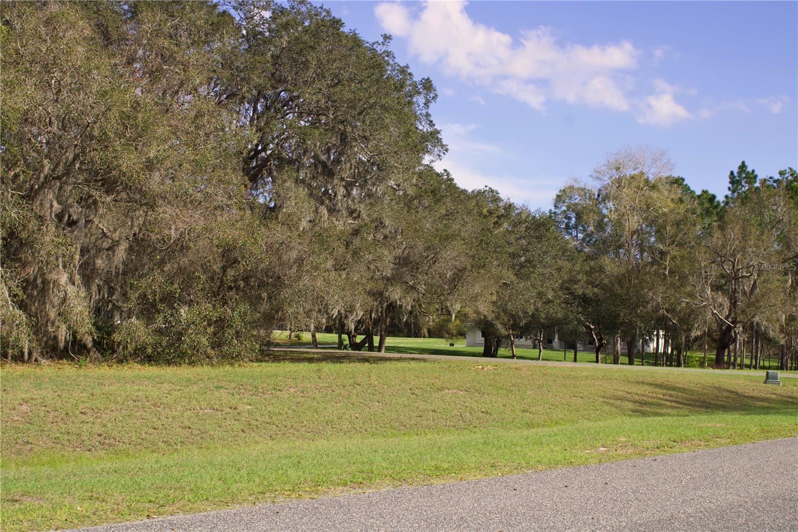 BEAUCLAIR RANCH CLUB SUB - Land