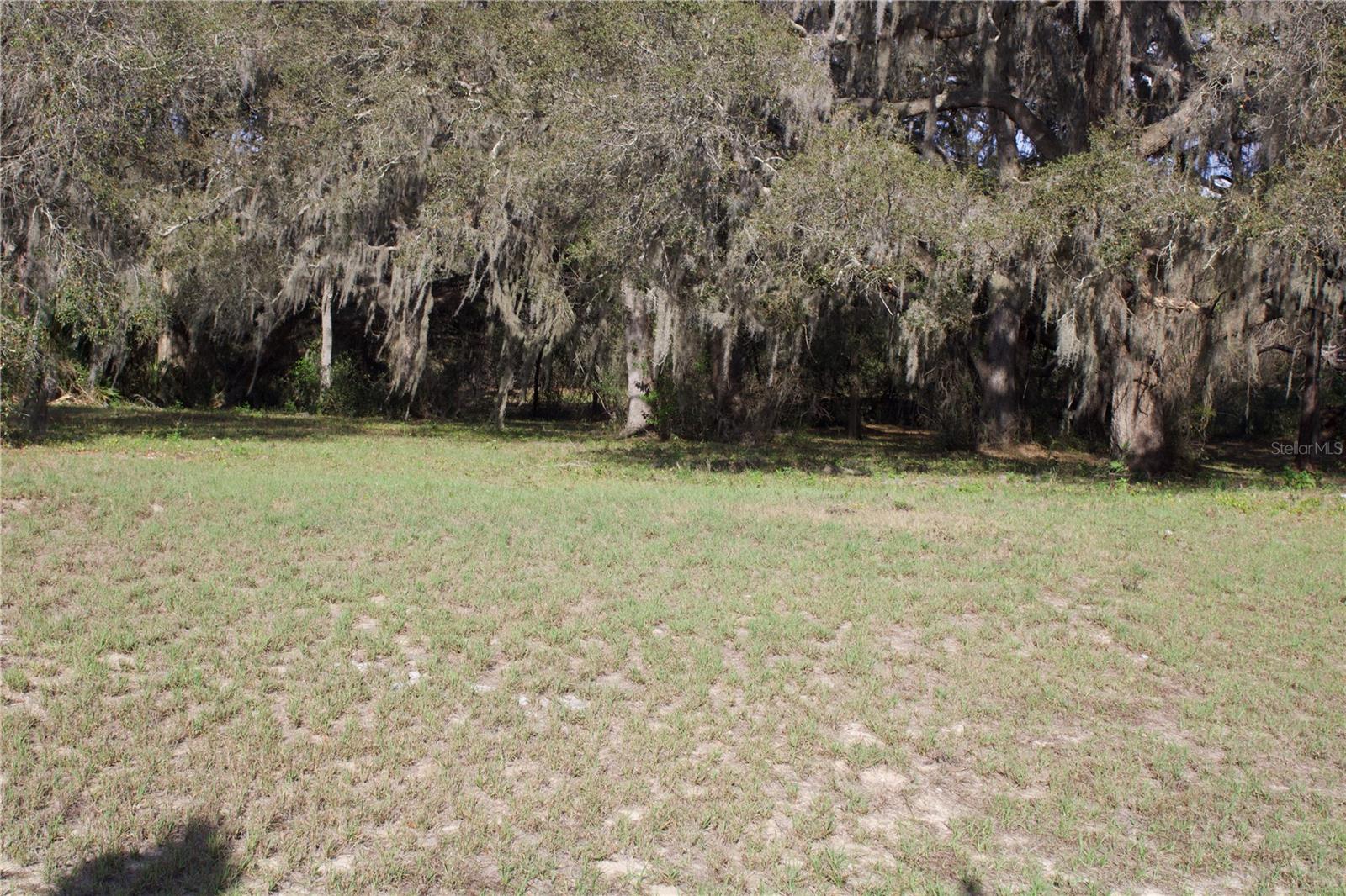 BEAUCLAIR RANCH CLUB SUB - Land