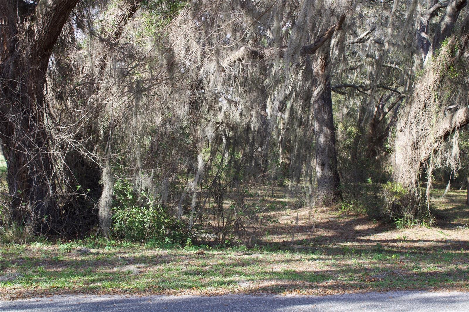 BEAUCLAIR RANCH CLUB SUB - Land