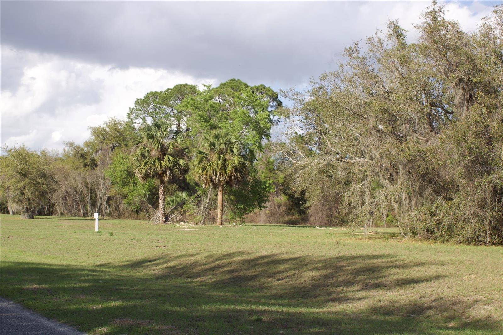 BEAUCLAIR RANCH CLUB SUB - Land