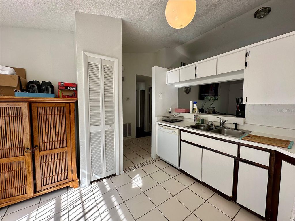 Photo of 3617 Westland Drive, Orlando, FL 32818 (MLS # OM714772)