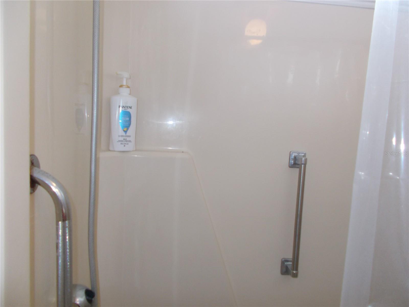 HOLIDAY PARK - Residential