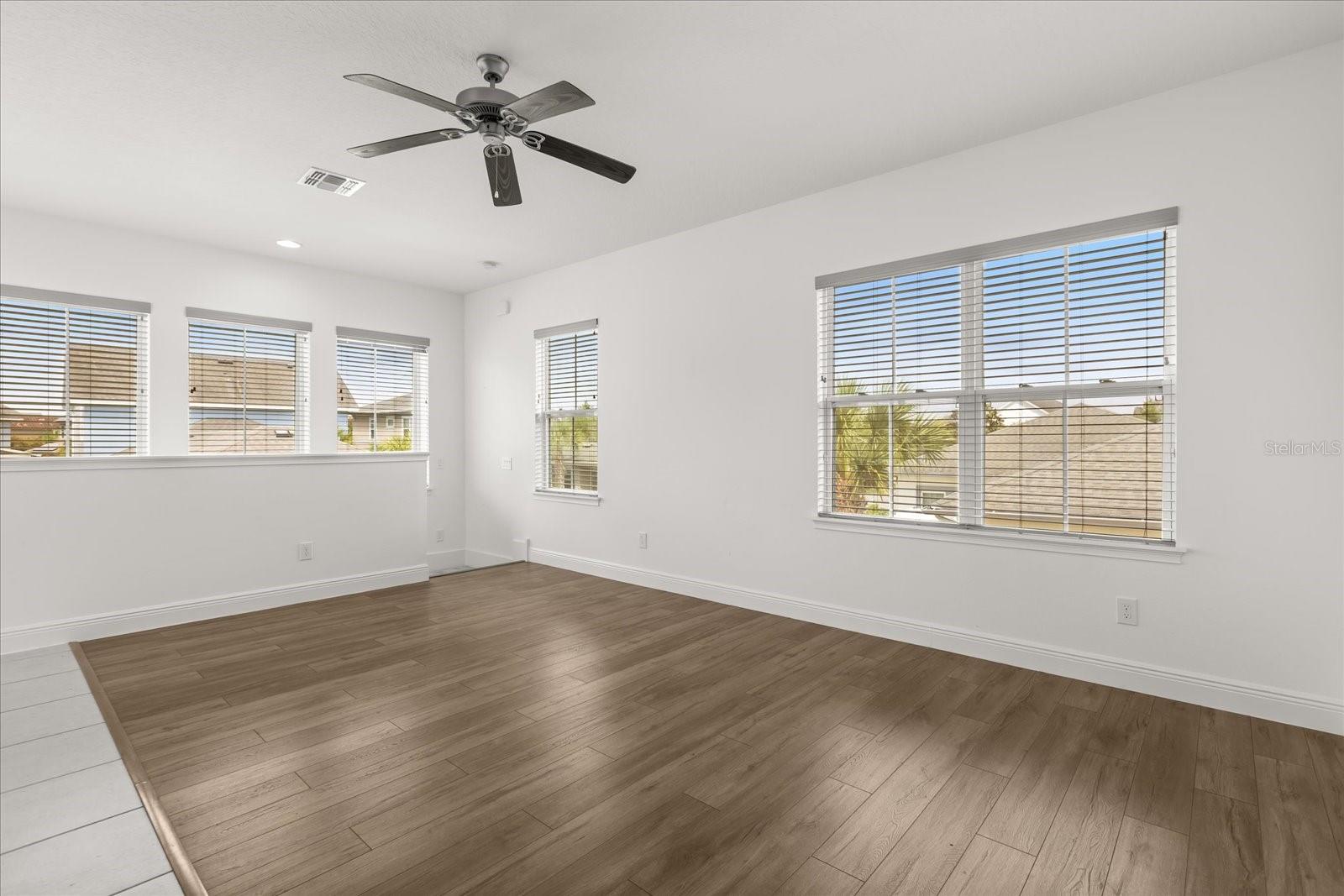 LAUREATE PARK PH 1C - Residential