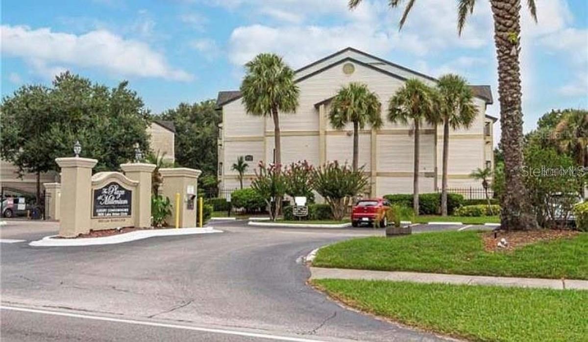 1948 LAKE ATRIUMS CIRCLE 132