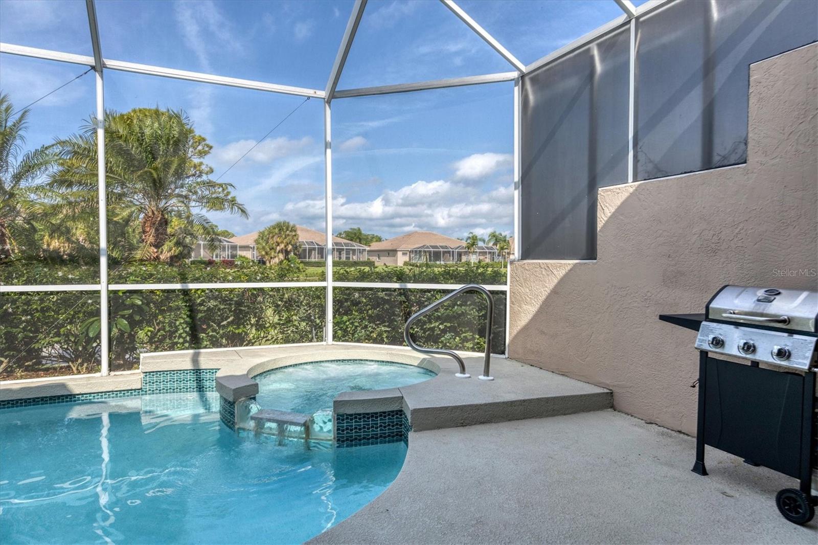 STONEYBROOK GOLF & COUNTRY CLUB - Residential