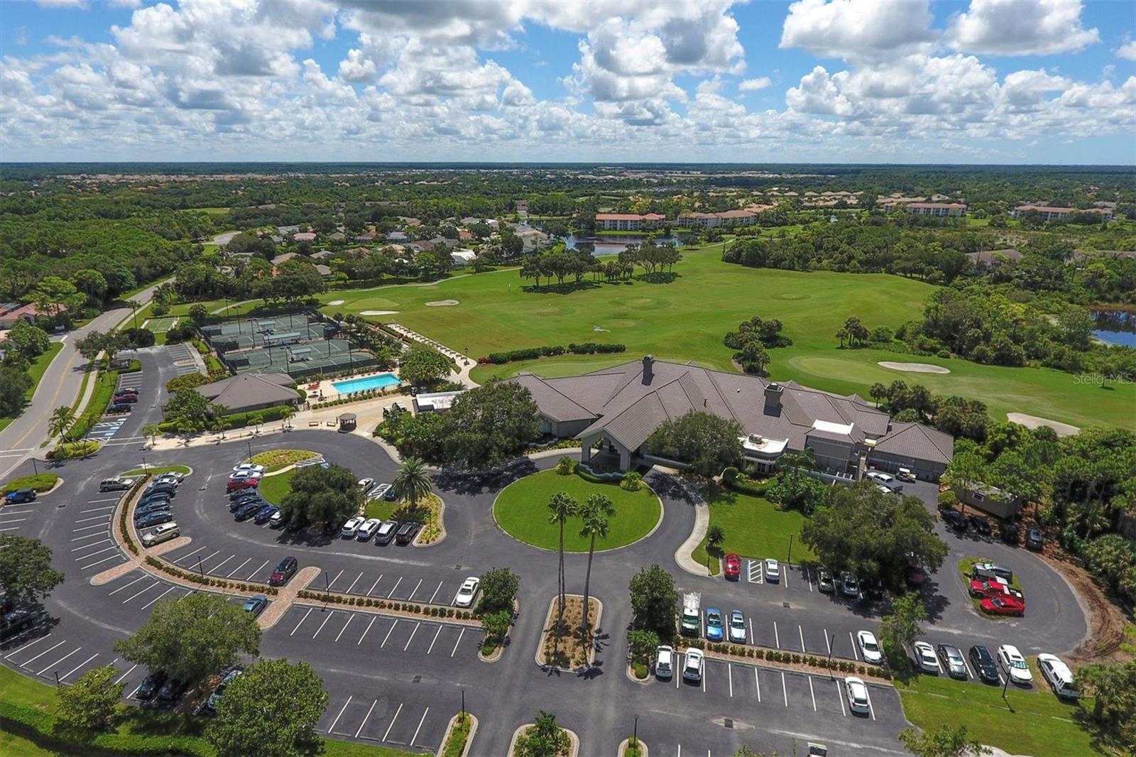 STONEYBROOK GOLF & COUNTRY CLUB - Residential