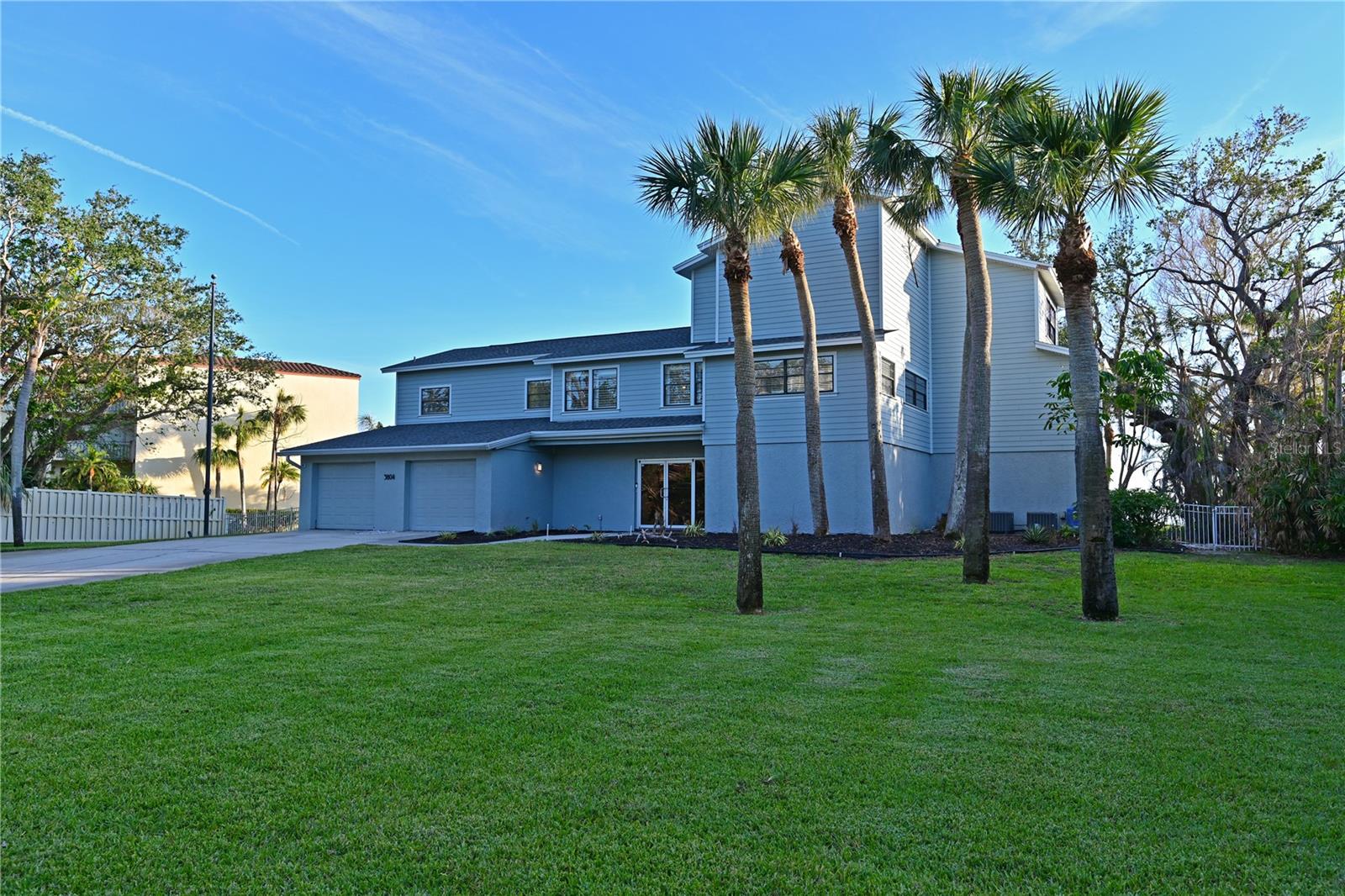 3804 BAYSIDE DRIVE