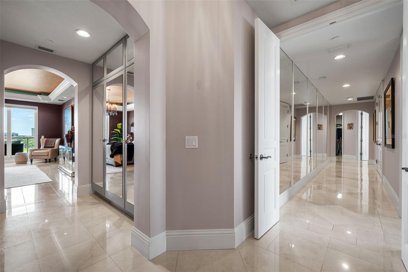 LA BELLASARA - Residential