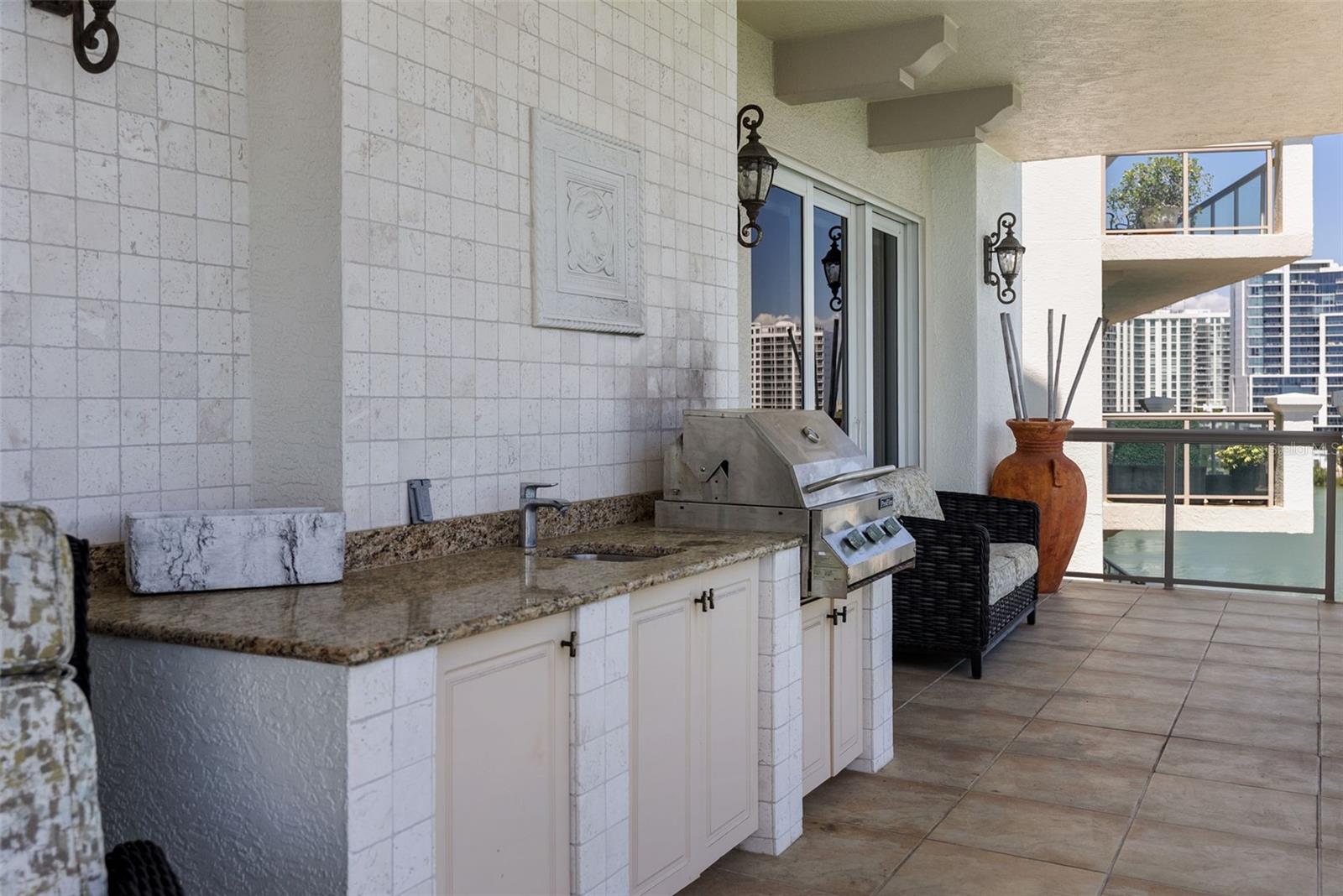 LA BELLASARA - Residential