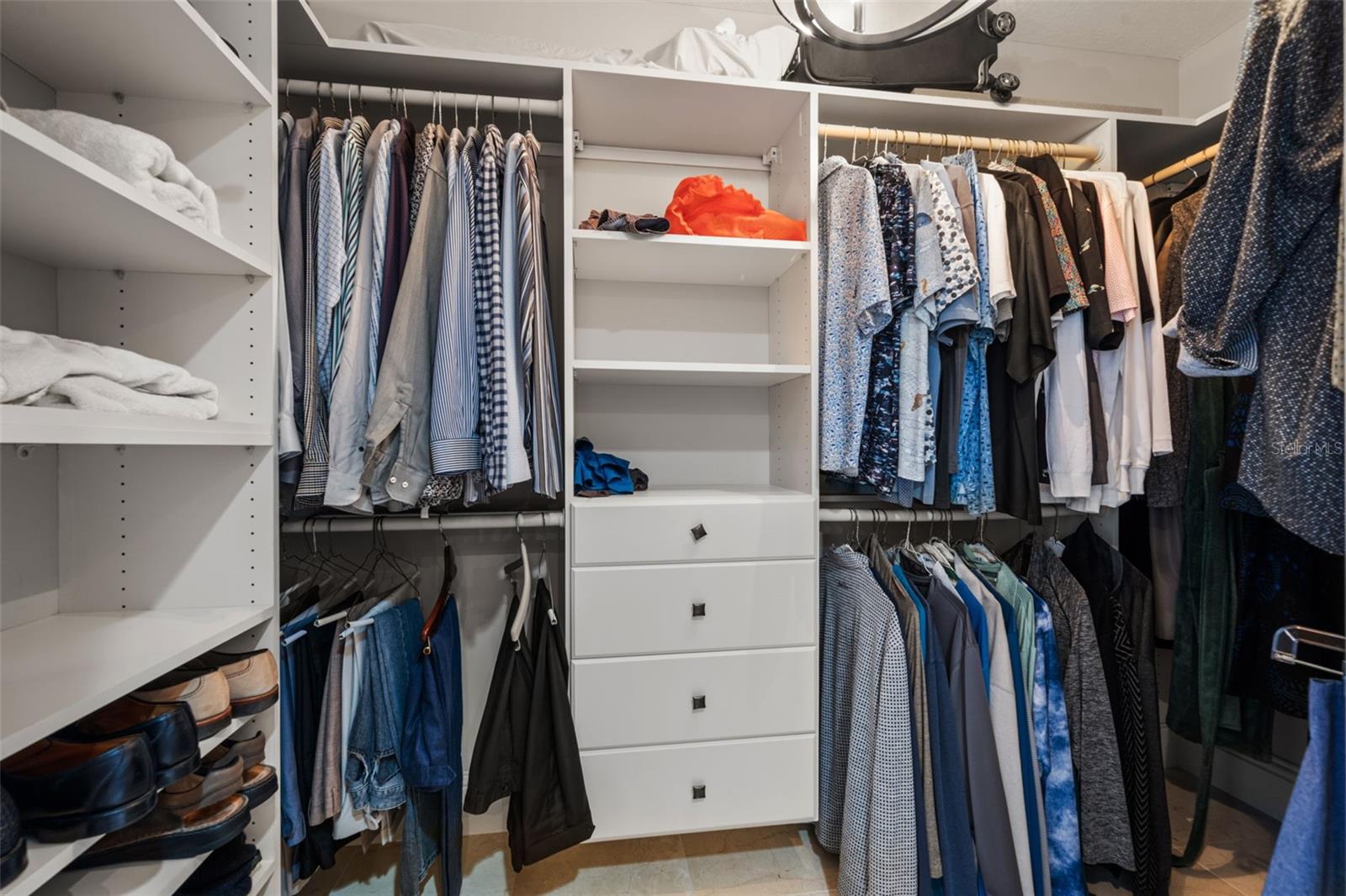 LA BELLASARA - Residential