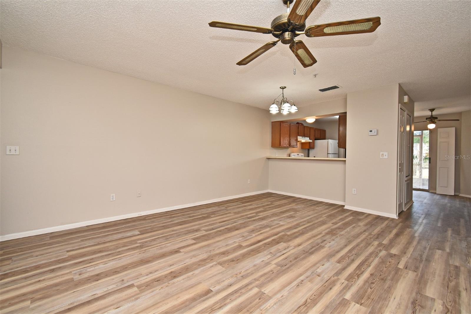 HUNTERS RESERVE 2 - Residential