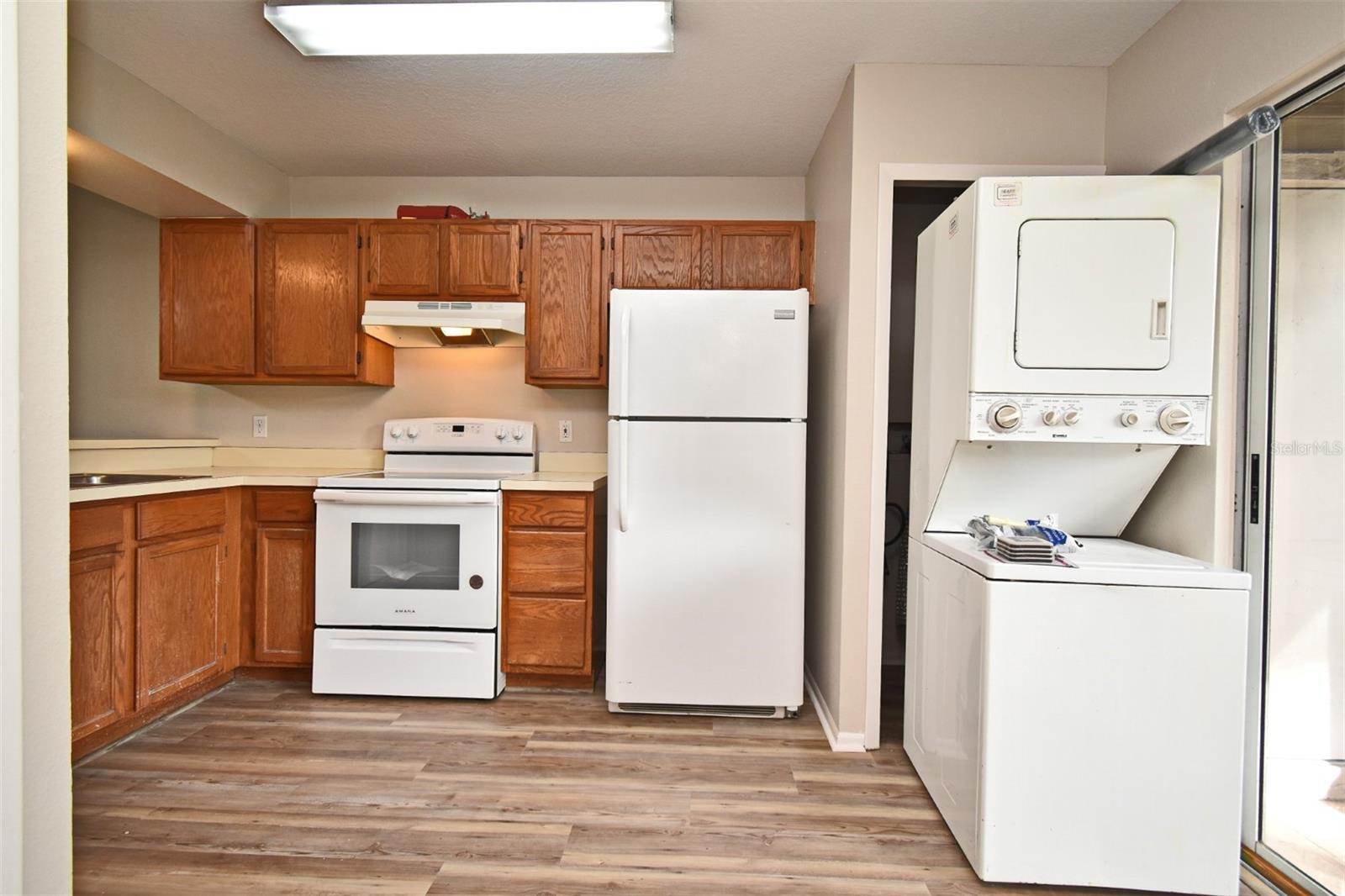 HUNTERS RESERVE 2 - Residential