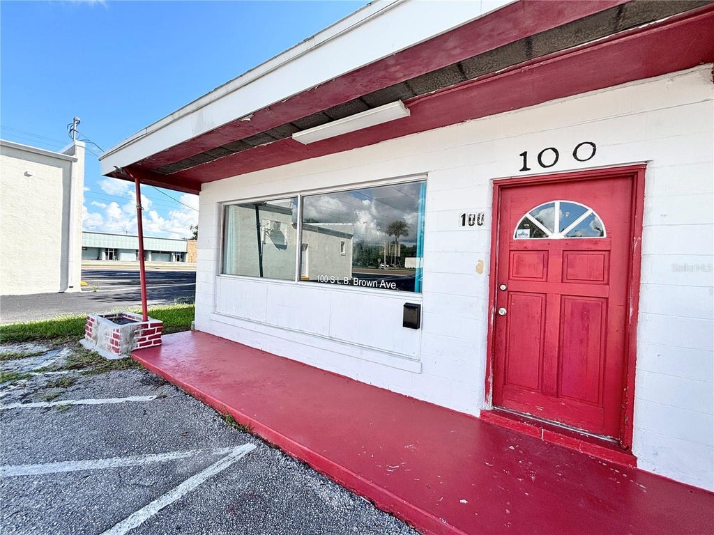 Photo of 102 L B Brown Avenue, Bartow, FL 33830 (MLS # O6441845)