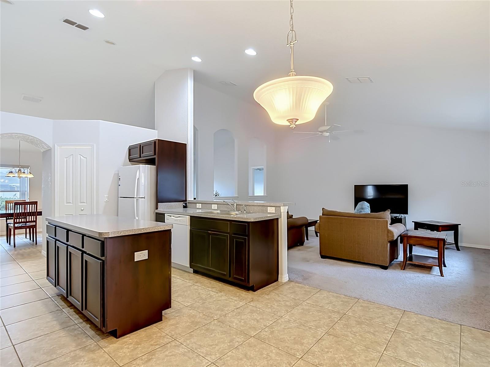 SPRING HILL - Residential