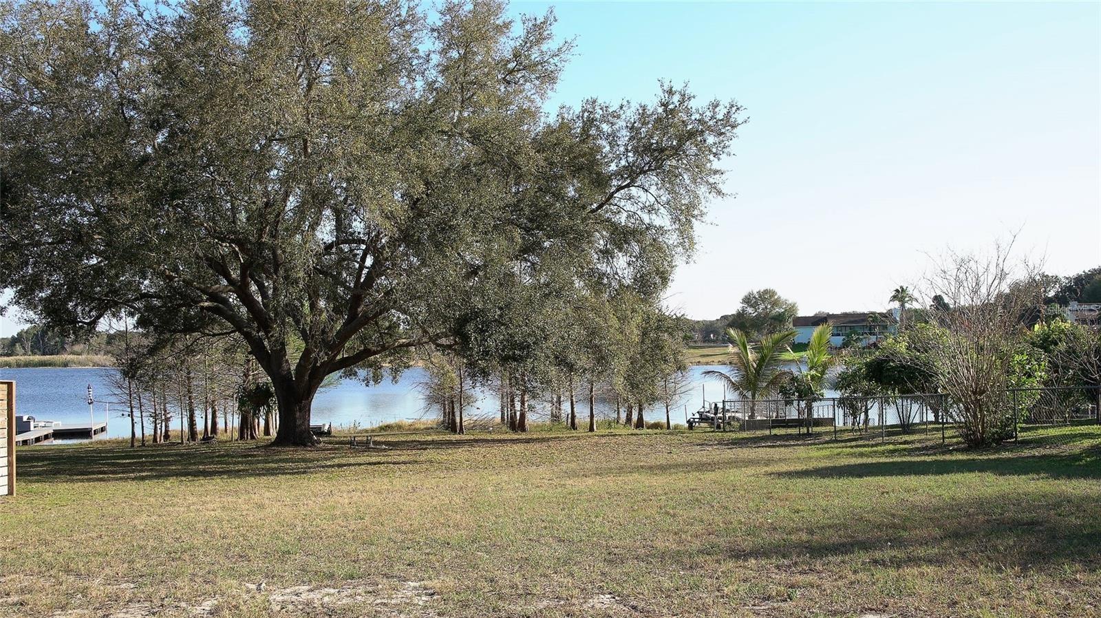 SUMMER LAKES - Residential Lease