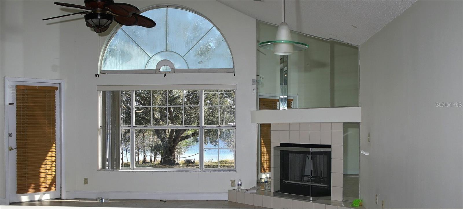 SUMMER LAKES - Residential Lease