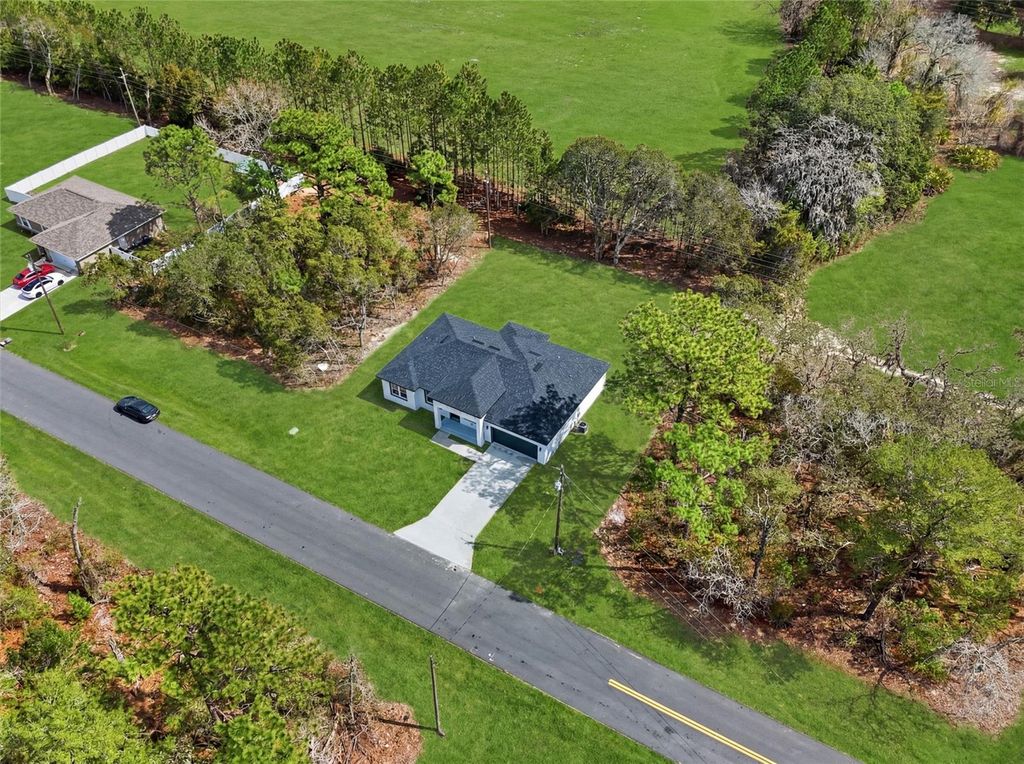 Photo of 15043 SW 60th Terrace, Ocala, FL 34473 (MLS # O6386075)