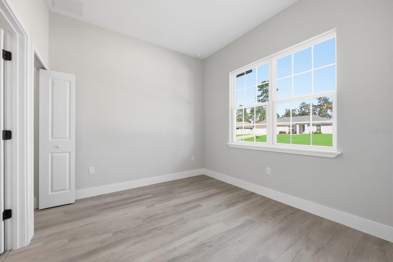 MARION OAKS UN 9 - Residential