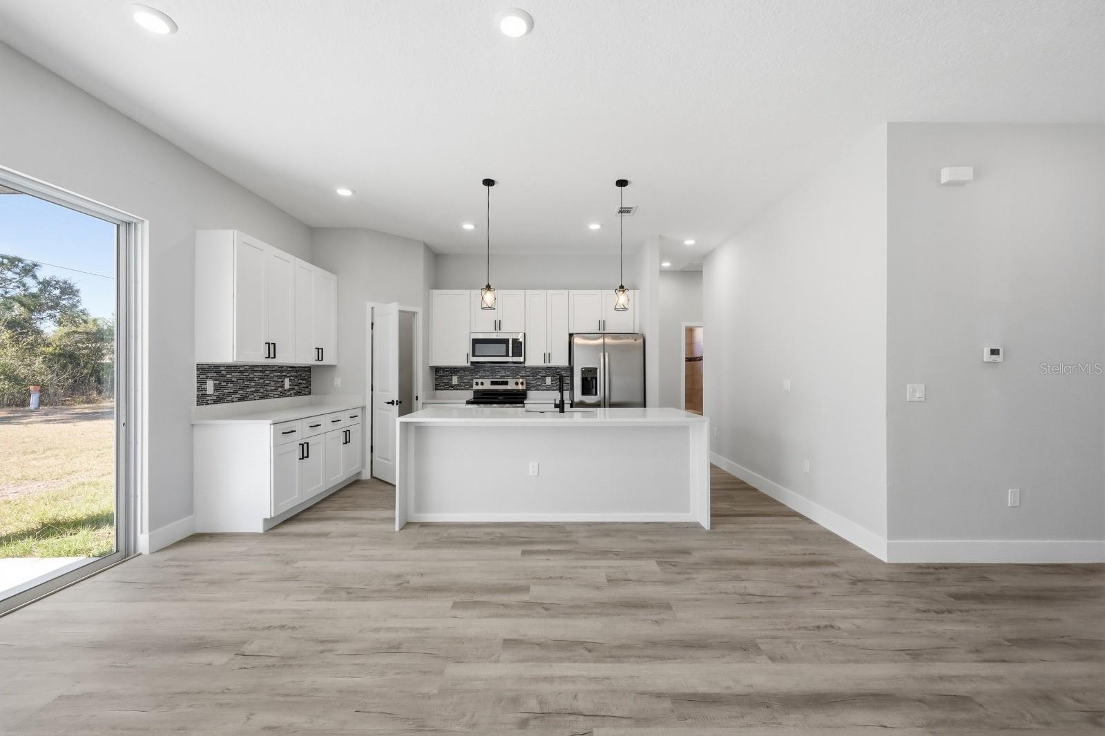 MARION OAKS UN 9 - Residential