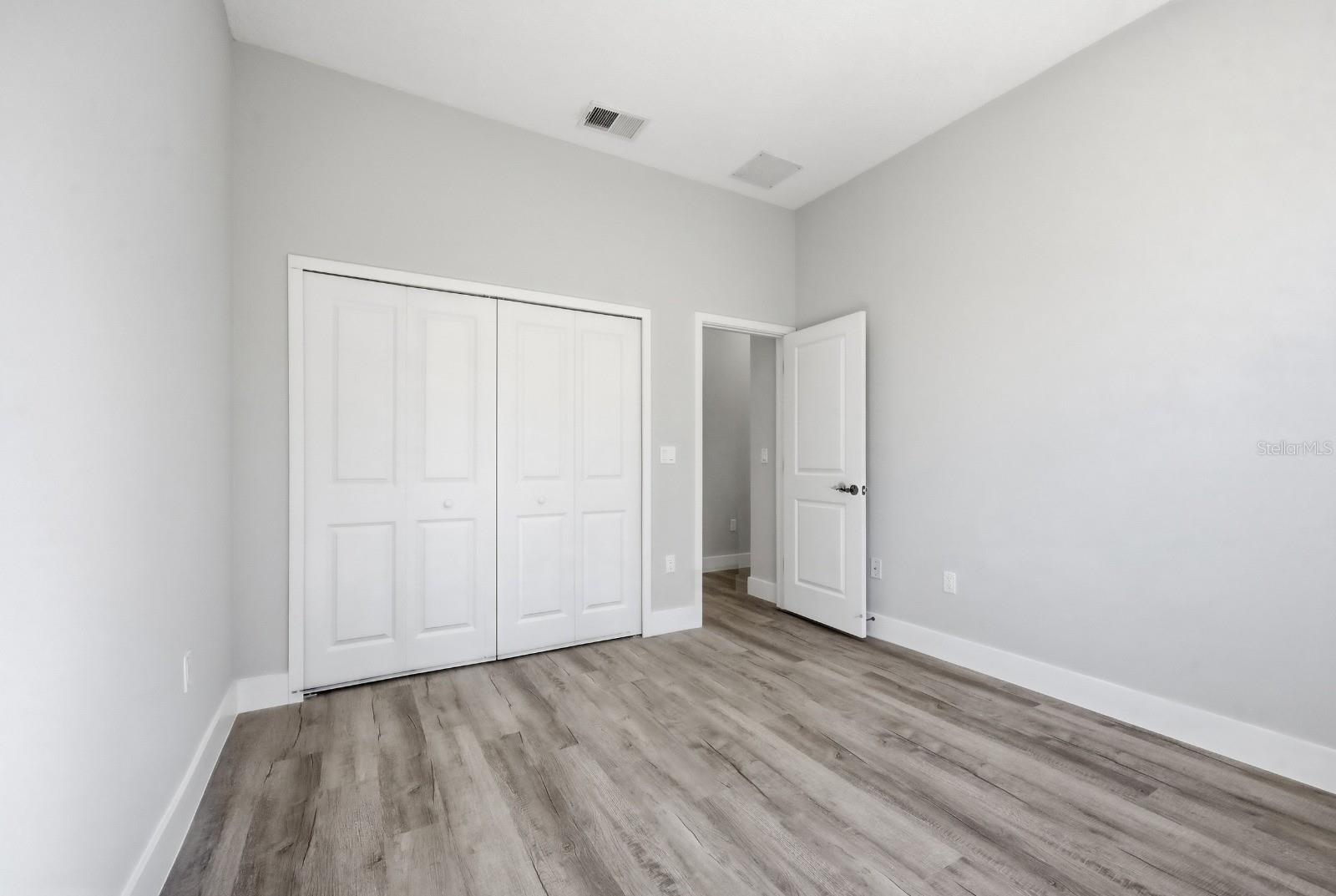 MARION OAKS UN 9 - Residential