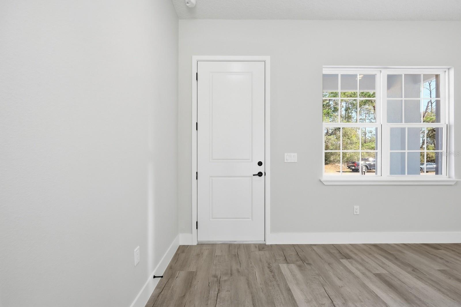 MARION OAKS UN 9 - Residential