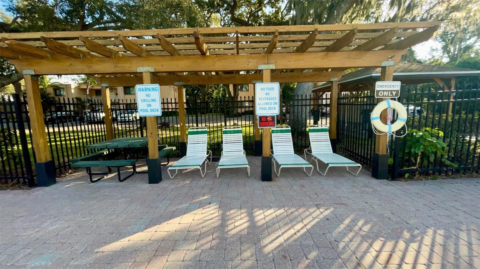 GARDEN WALK PH 1 - Residential Lease