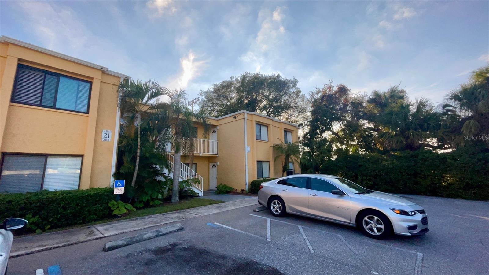 GARDEN WALK PH 1 - Residential Lease