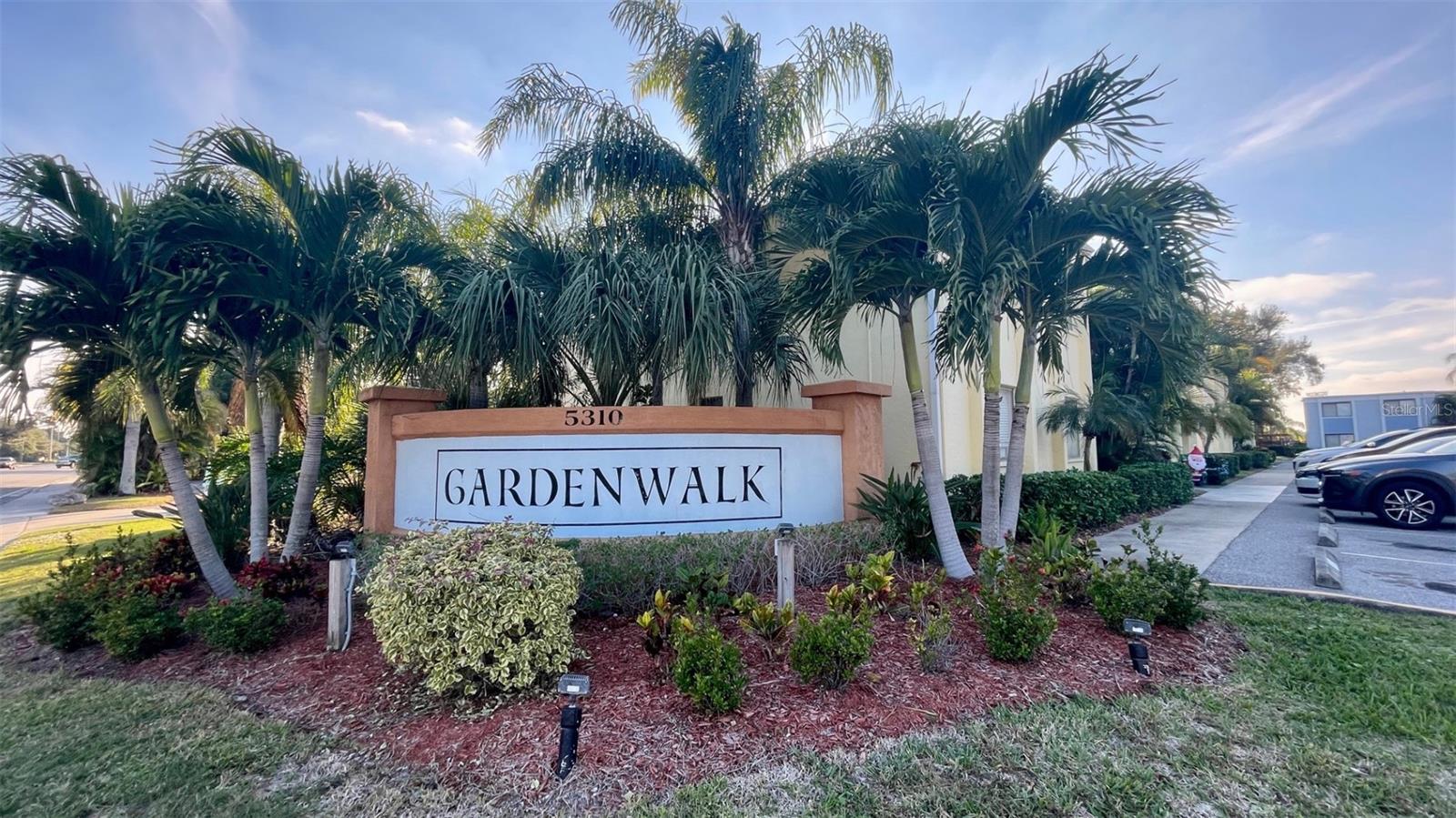 GARDEN WALK PH 1 - Residential Lease