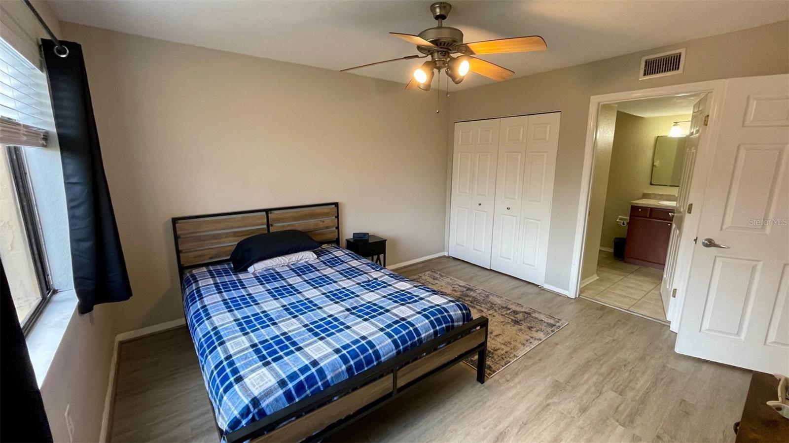 GARDEN WALK PH 1 - Residential Lease