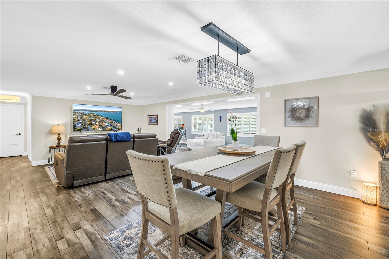 TIERRA VERDE - Residential