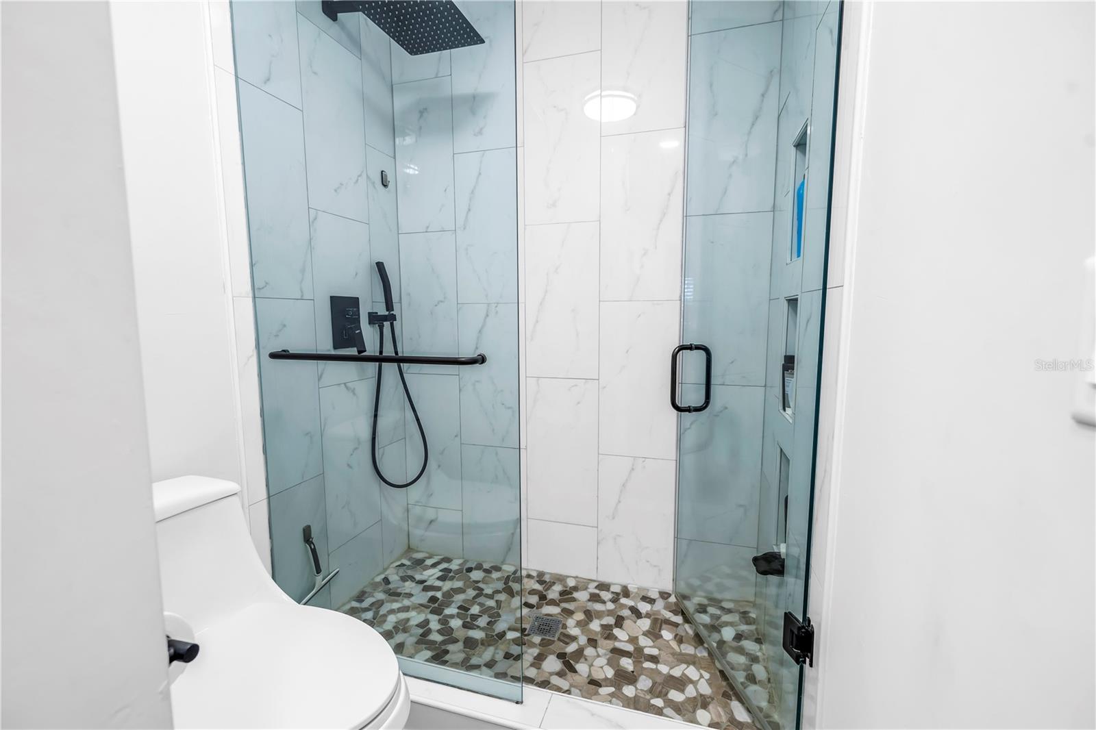 TIERRA VERDE - Residential