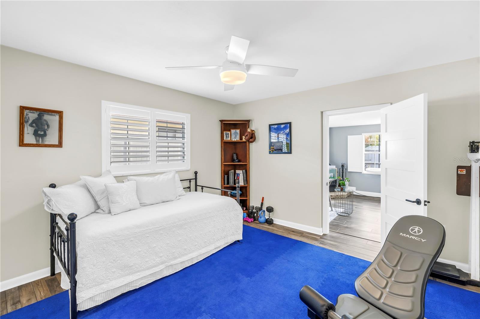 TIERRA VERDE - Residential