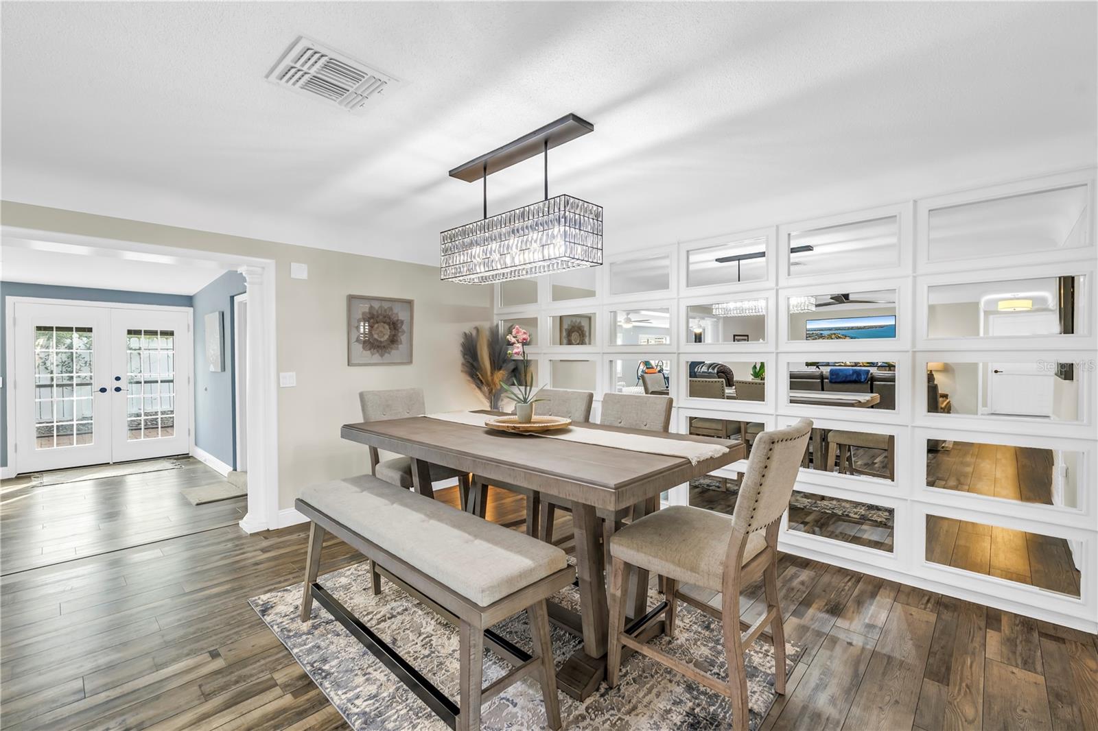 TIERRA VERDE - Residential