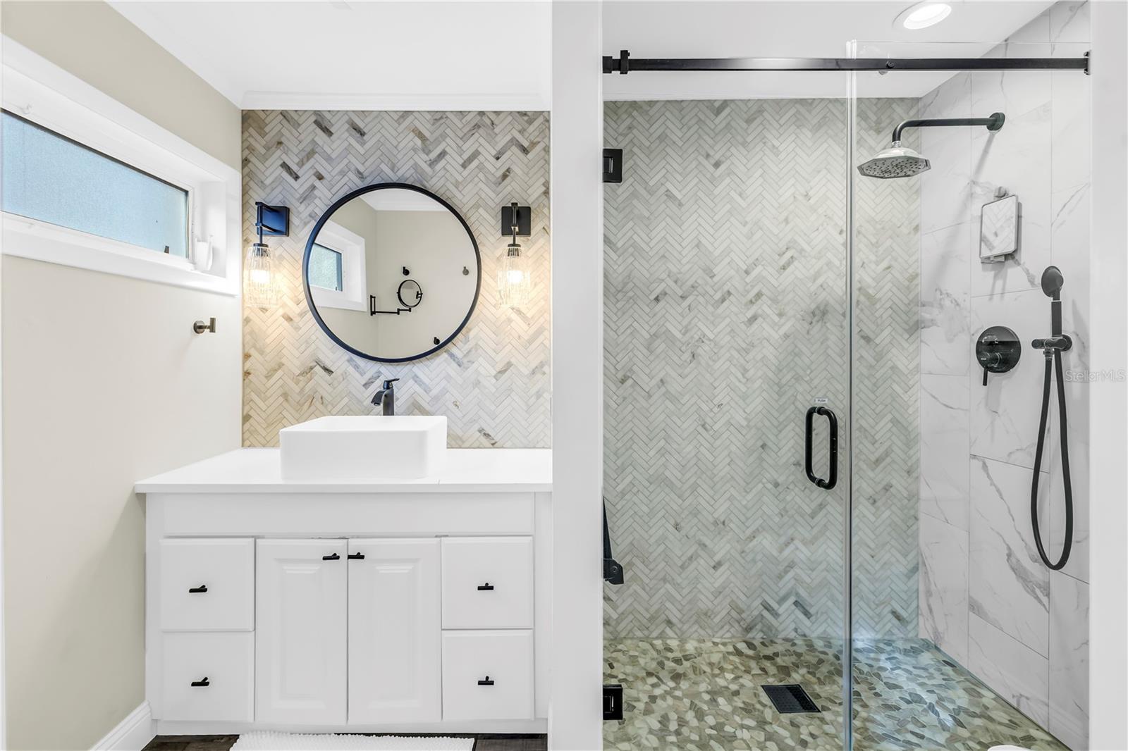 TIERRA VERDE - Residential