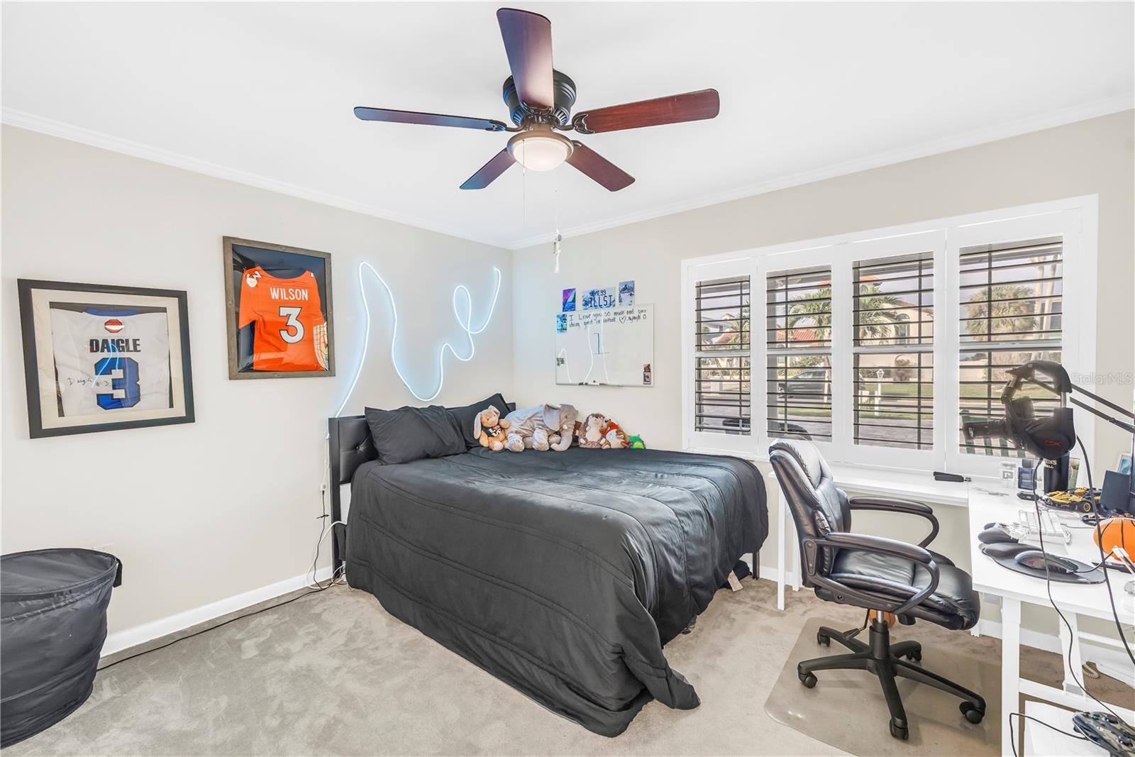 TIERRA VERDE - Residential