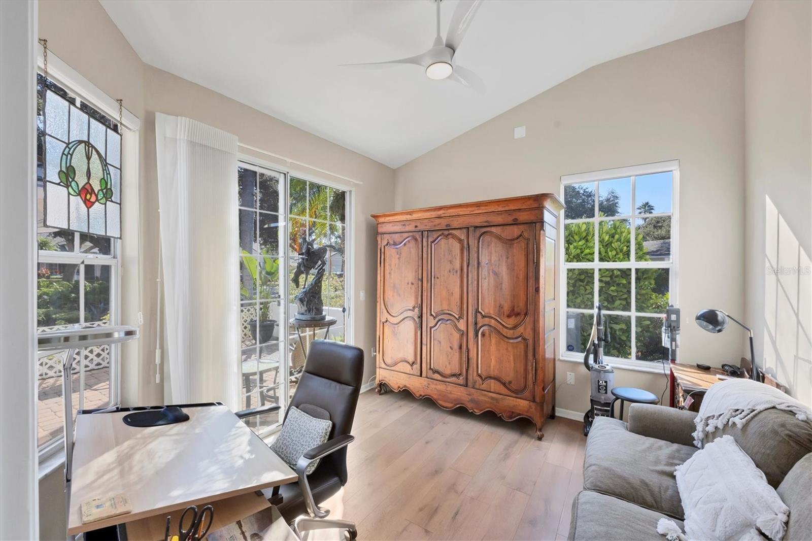 UNIVERSITY PARK - Residential Lease