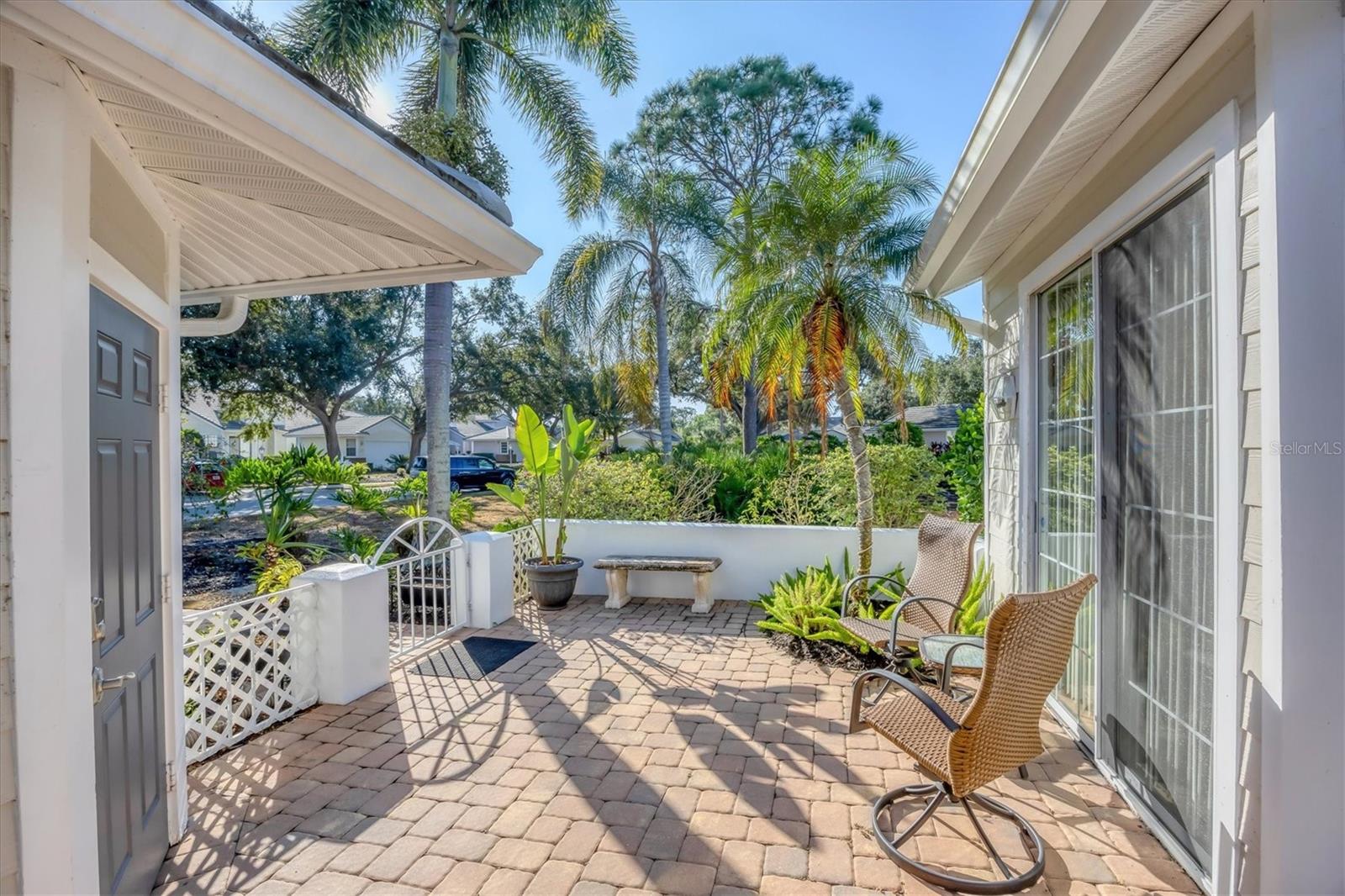 UNIVERSITY PARK - Residential Lease