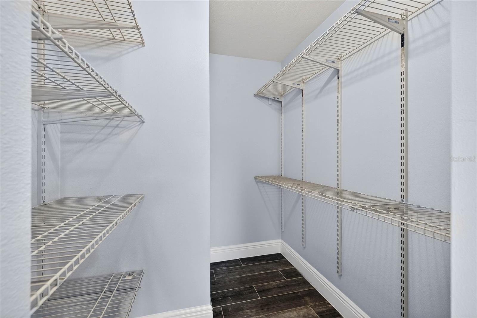 CASA DEL MAR CONDO III - Residential