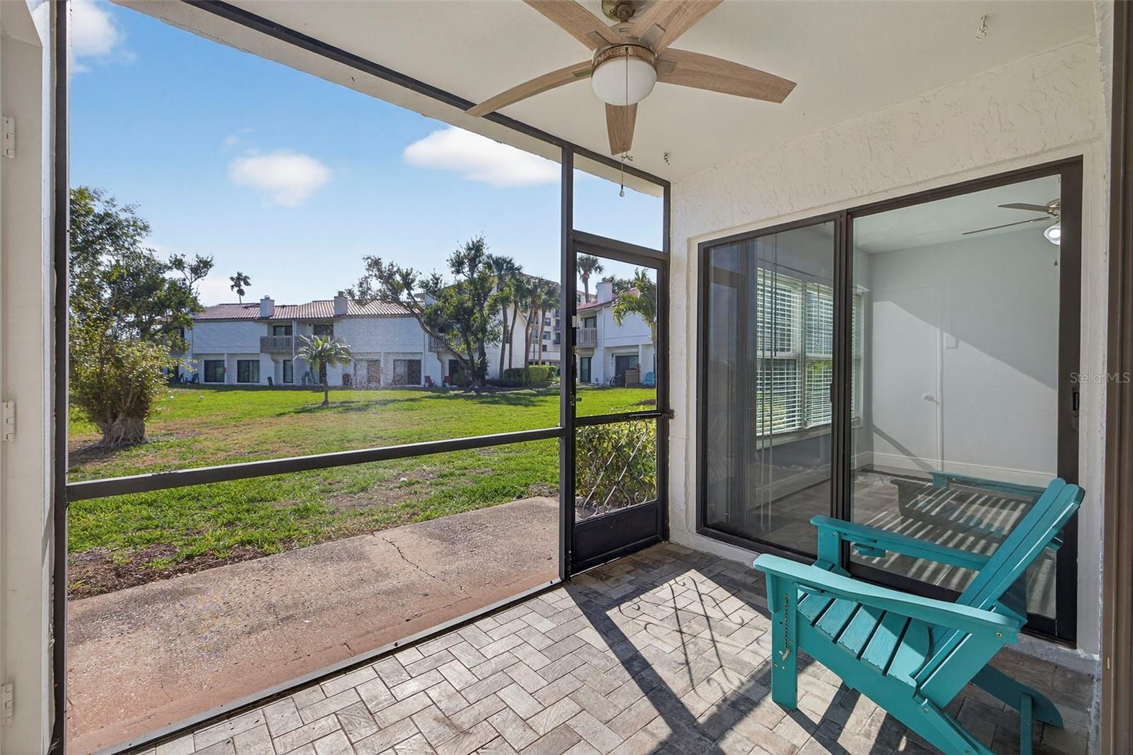 CASA DEL MAR CONDO III - Residential