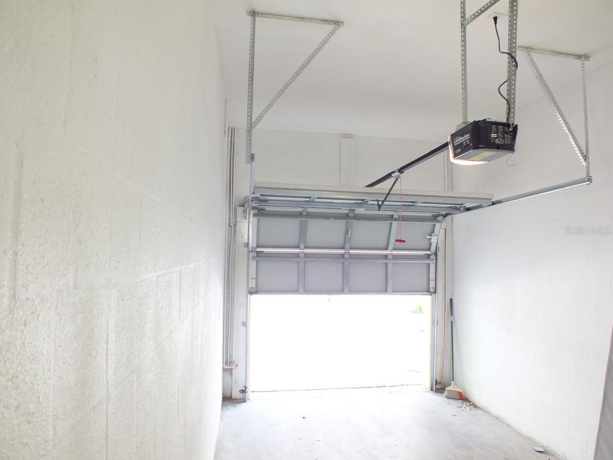 SIXTH AVE VILLAS CONDO - Residential Lease