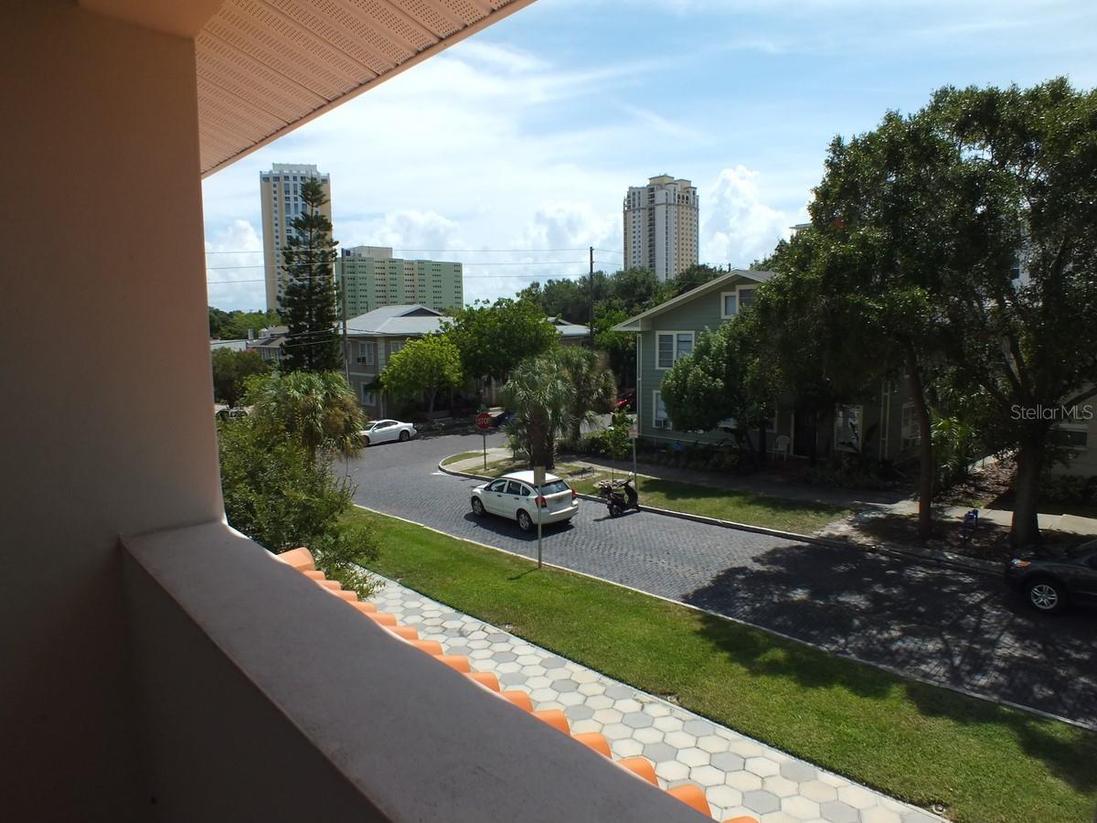 SIXTH AVE VILLAS CONDO - Residential Lease