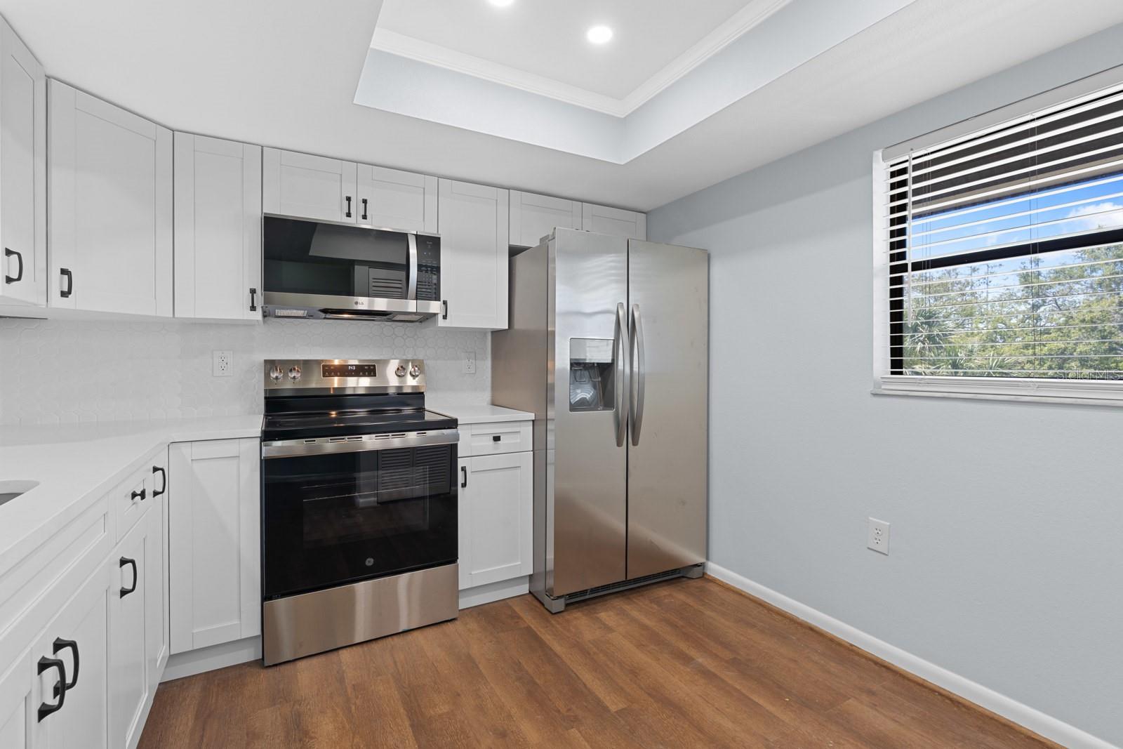 RUSTLEWOOD AT COUNTRYSIDE CONDO - Residential