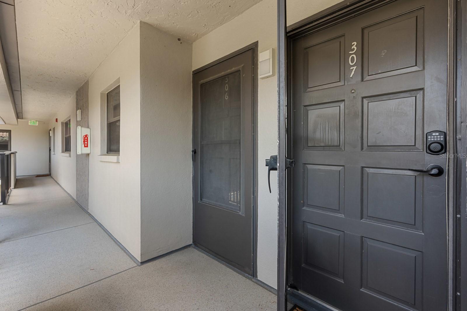 2650 COUNTRYSIDE BOULEVARD B307