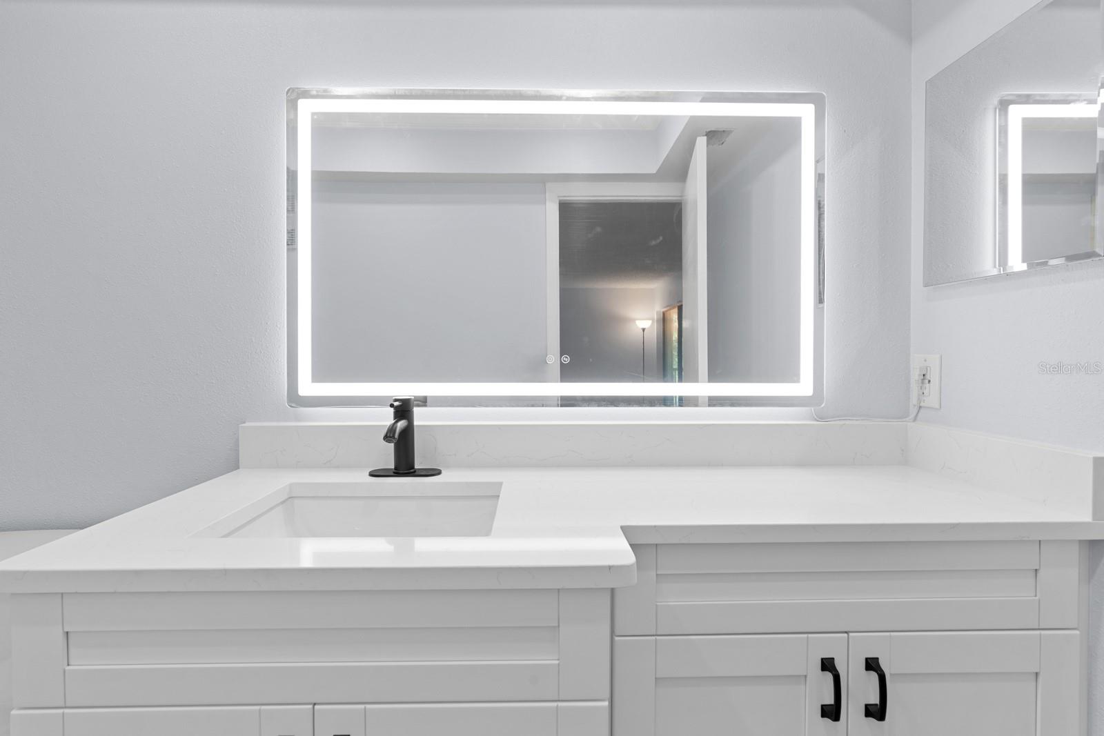 RUSTLEWOOD AT COUNTRYSIDE CONDO - Residential