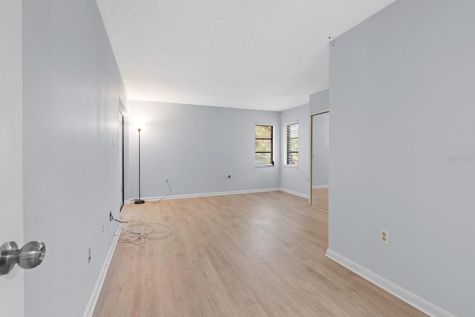 RUSTLEWOOD AT COUNTRYSIDE CONDO - Residential