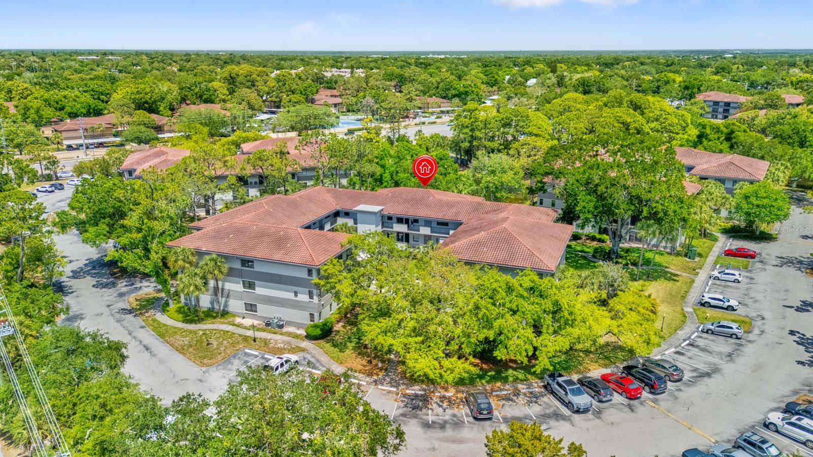 RUSTLEWOOD AT COUNTRYSIDE CONDO - Residential