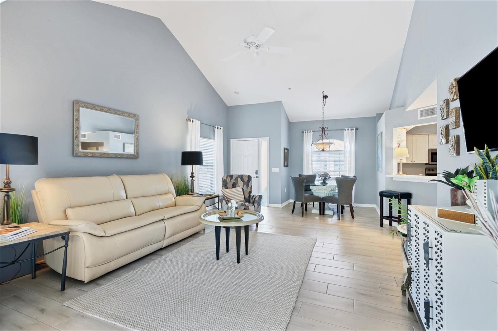 CEDAR HOLLOW AT TARA - Residential